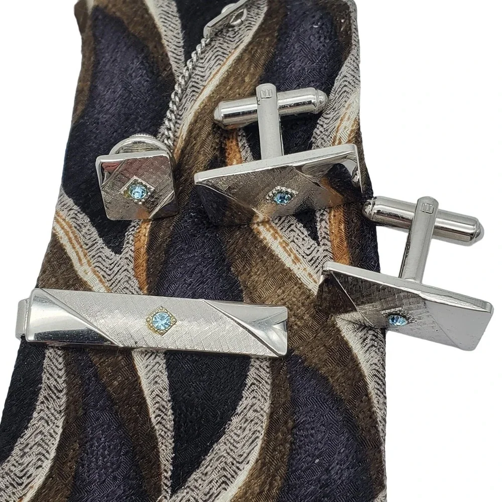 Blue Crystal Cufflinks Tie Tac Bar Sarah Coventry Brushed Silver Tone Formal Set